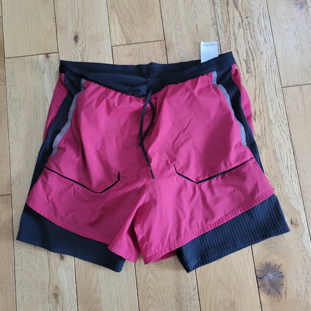 Nike Men’s Tech Pack Running Shorts Red/Black Sz L
